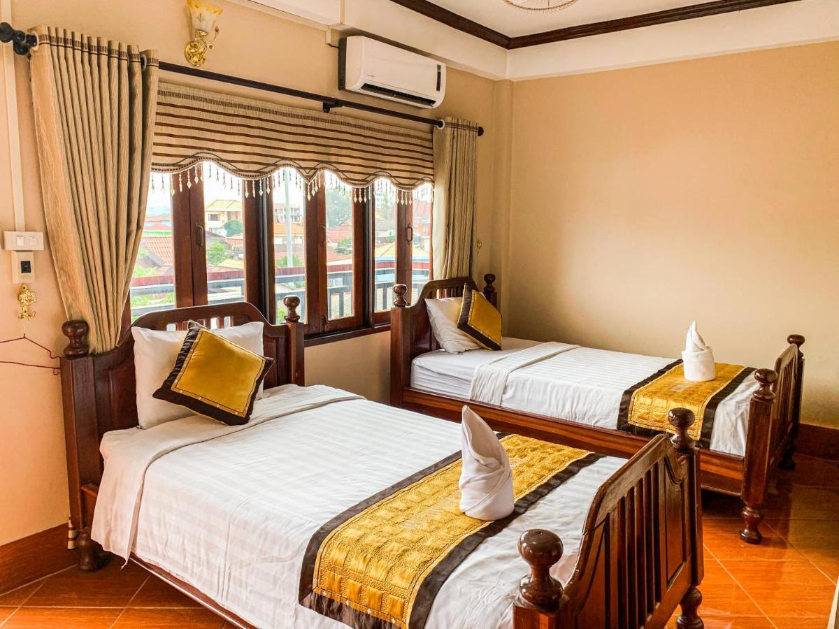 Bountang Mountain View Riverside Hotel 万荣 外观 照片