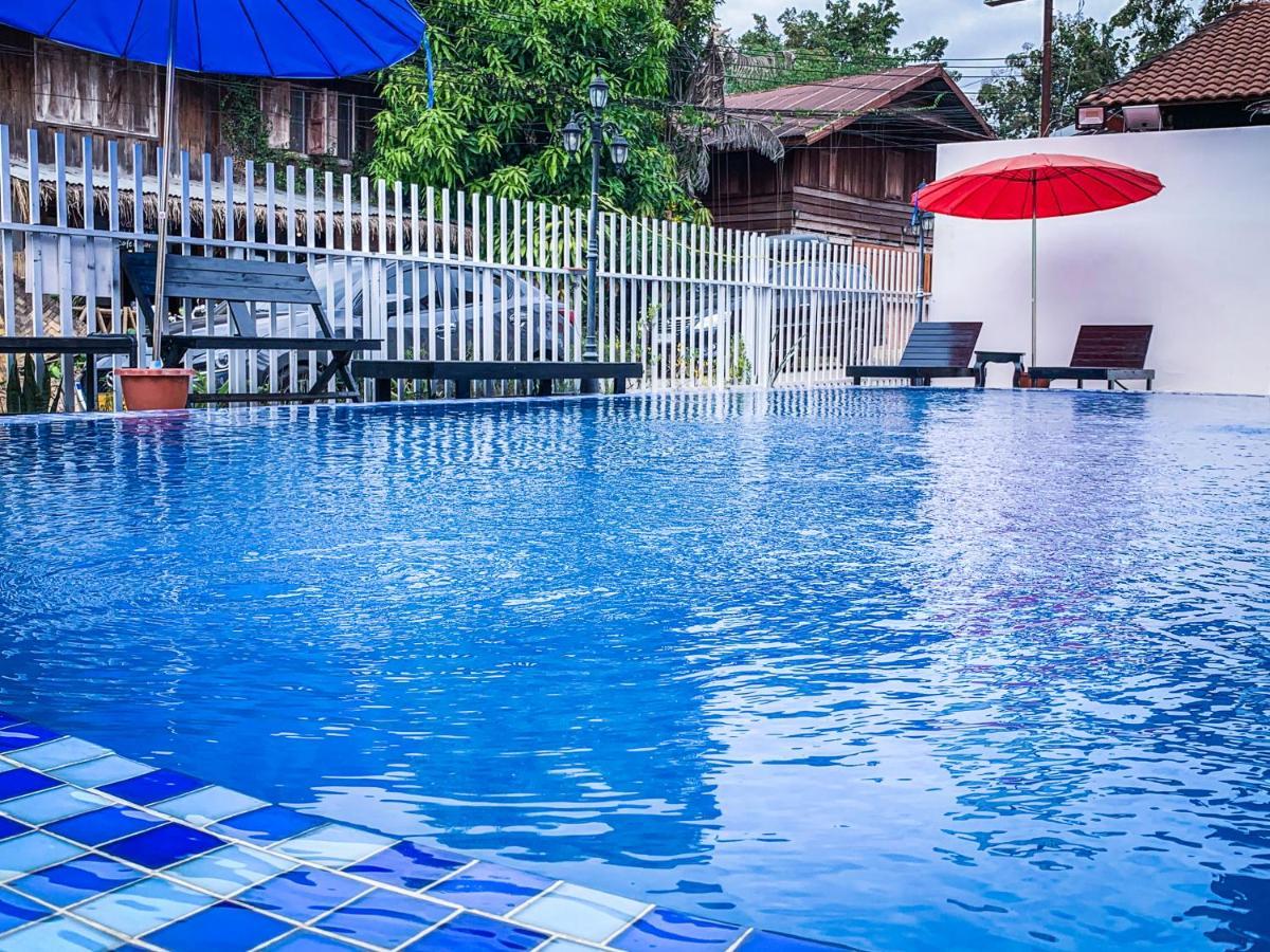 Bountang Mountain View Riverside Hotel 万荣 外观 照片