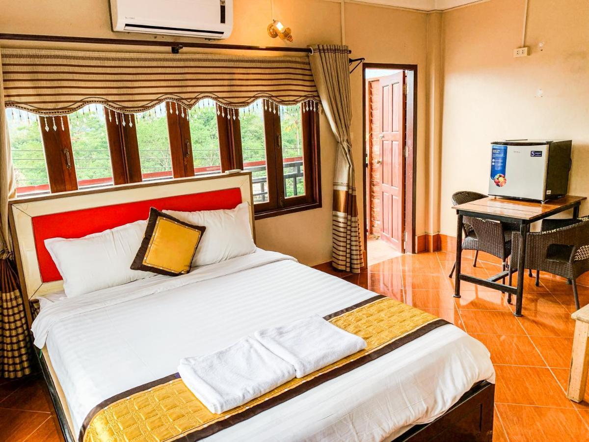 Bountang Mountain View Riverside Hotel 万荣 外观 照片