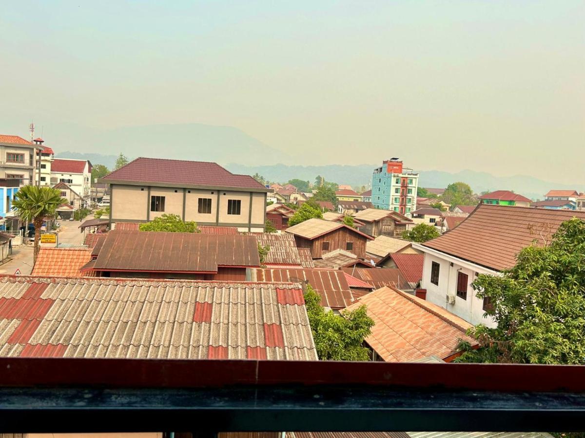 Bountang Mountain View Riverside Hotel 万荣 外观 照片